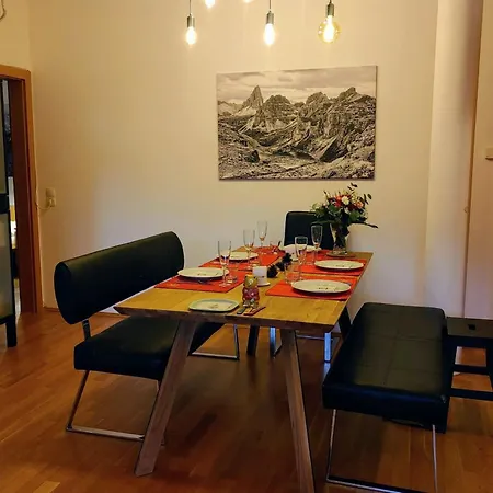 Kerstin 10 Apartment