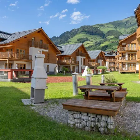 Kerstin 10 アパート ラウリス